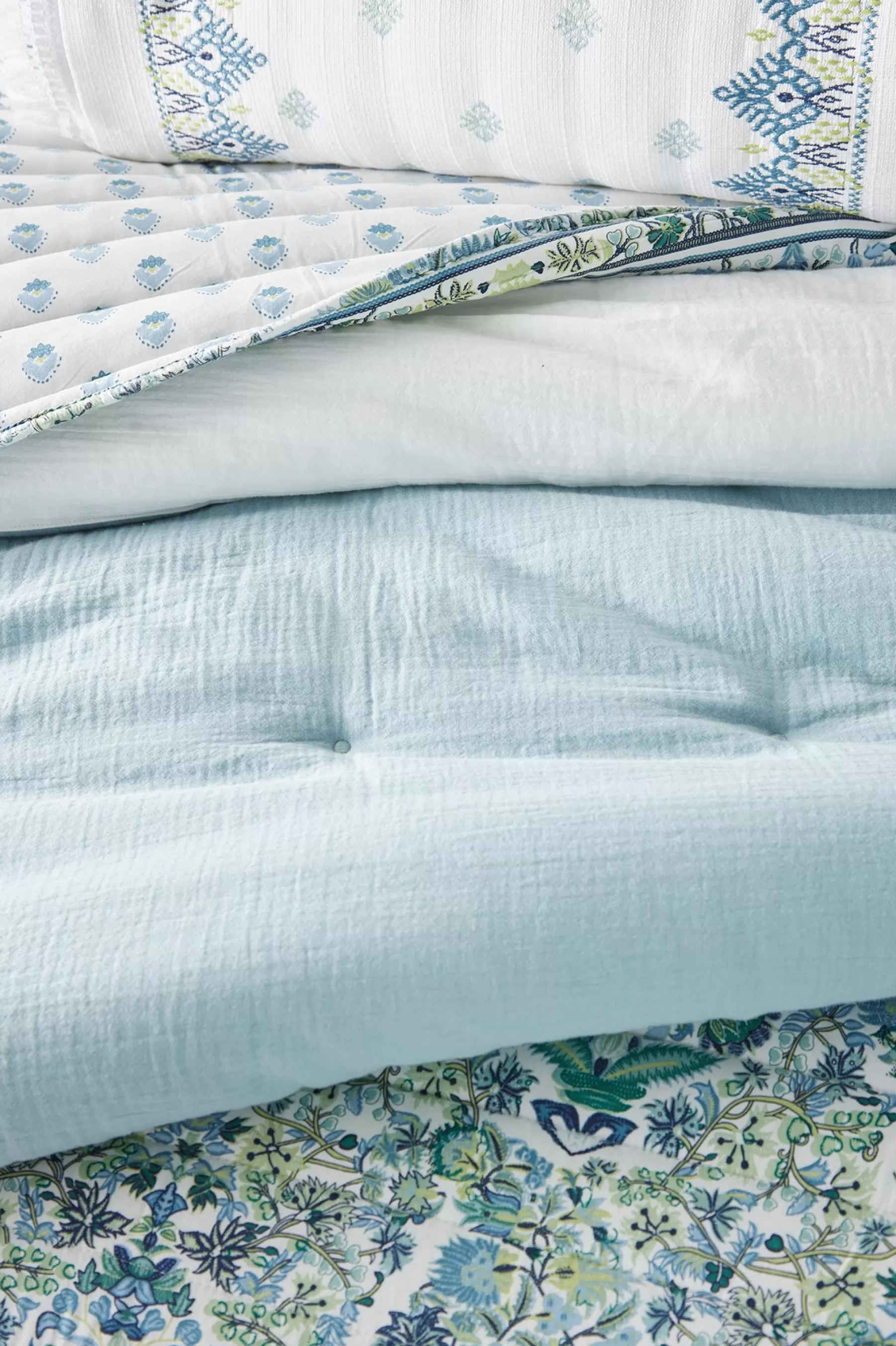 comforters-Soft Surroundings Ivy May Reversible Gauze Comforter Indigo & White