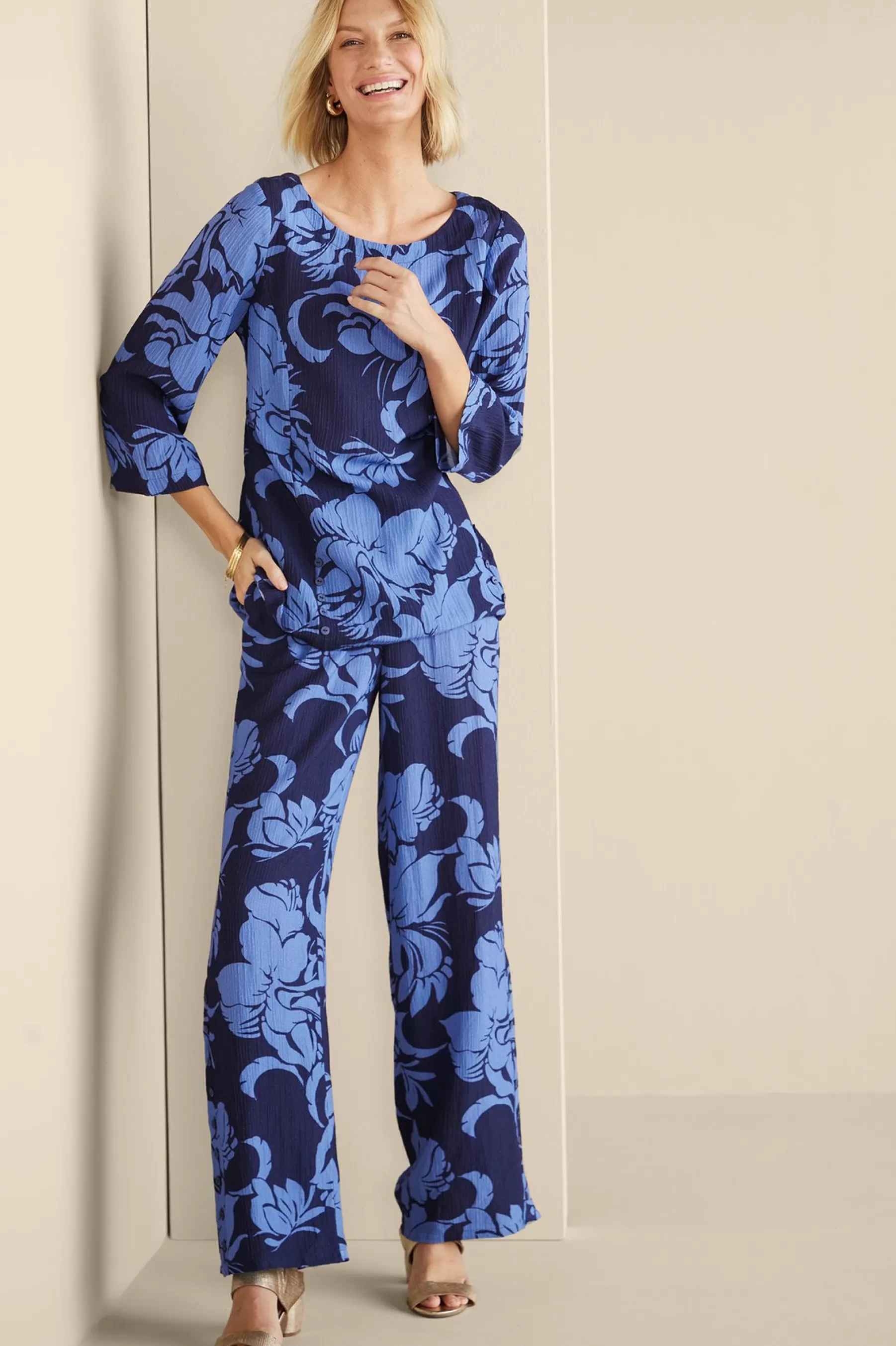 Feminine Flourish | Into The Blues-Soft Surroundings Oceo Gauze Wide-Leg Pants Black