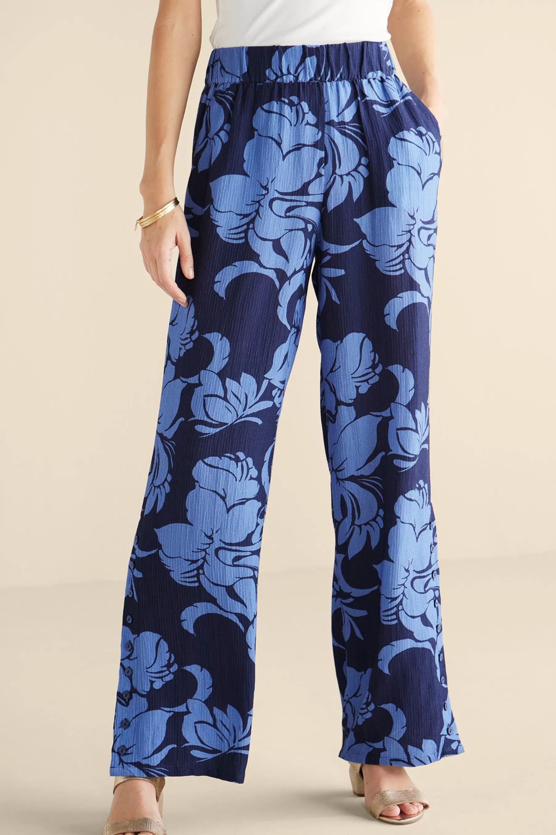 Feminine Flourish | Into The Blues-Soft Surroundings Oceo Gauze Wide-Leg Pants Black