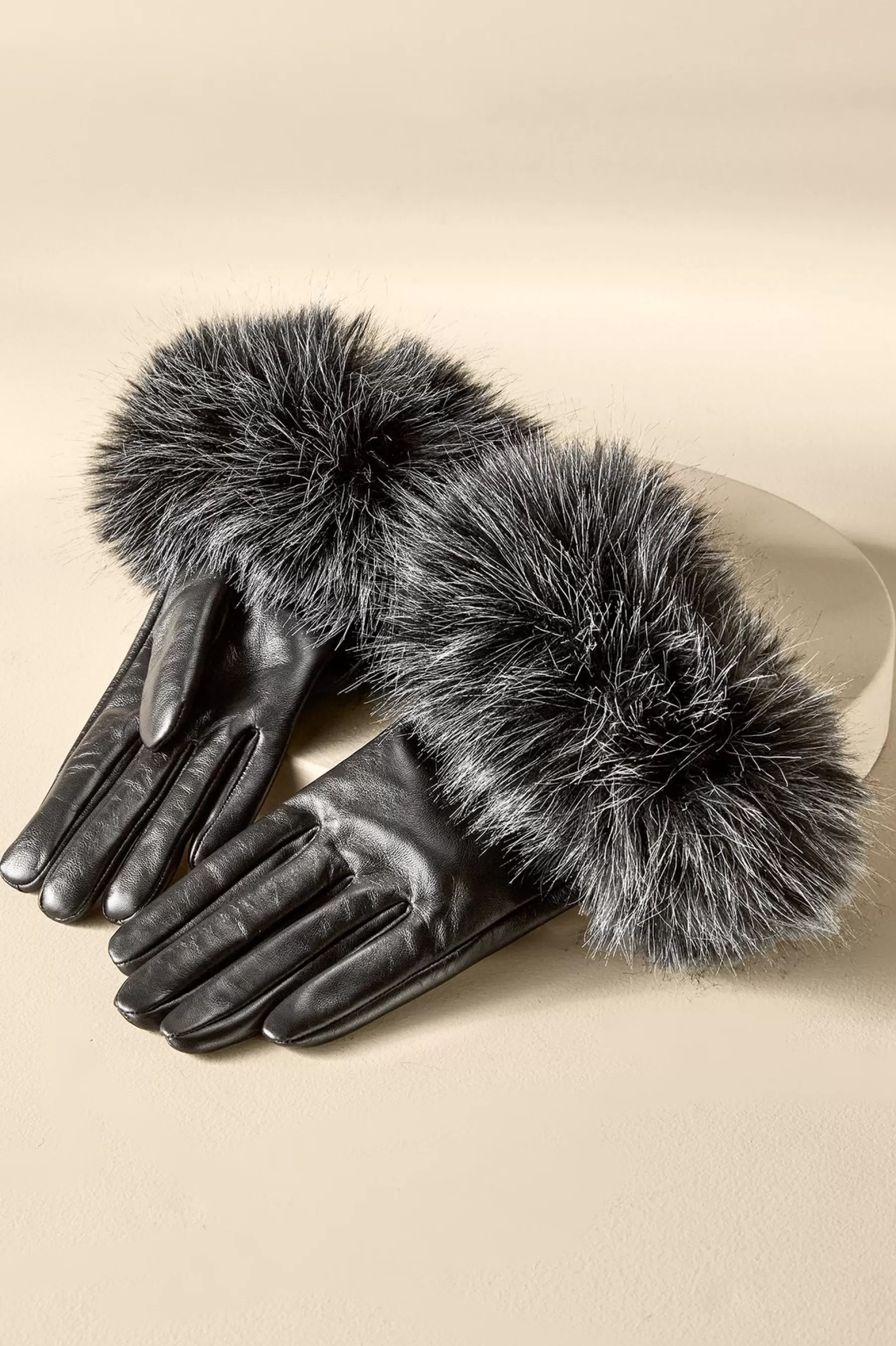 Hats-Soft Surroundings Sasha Faux Fur Leather Gloves Black/Snow