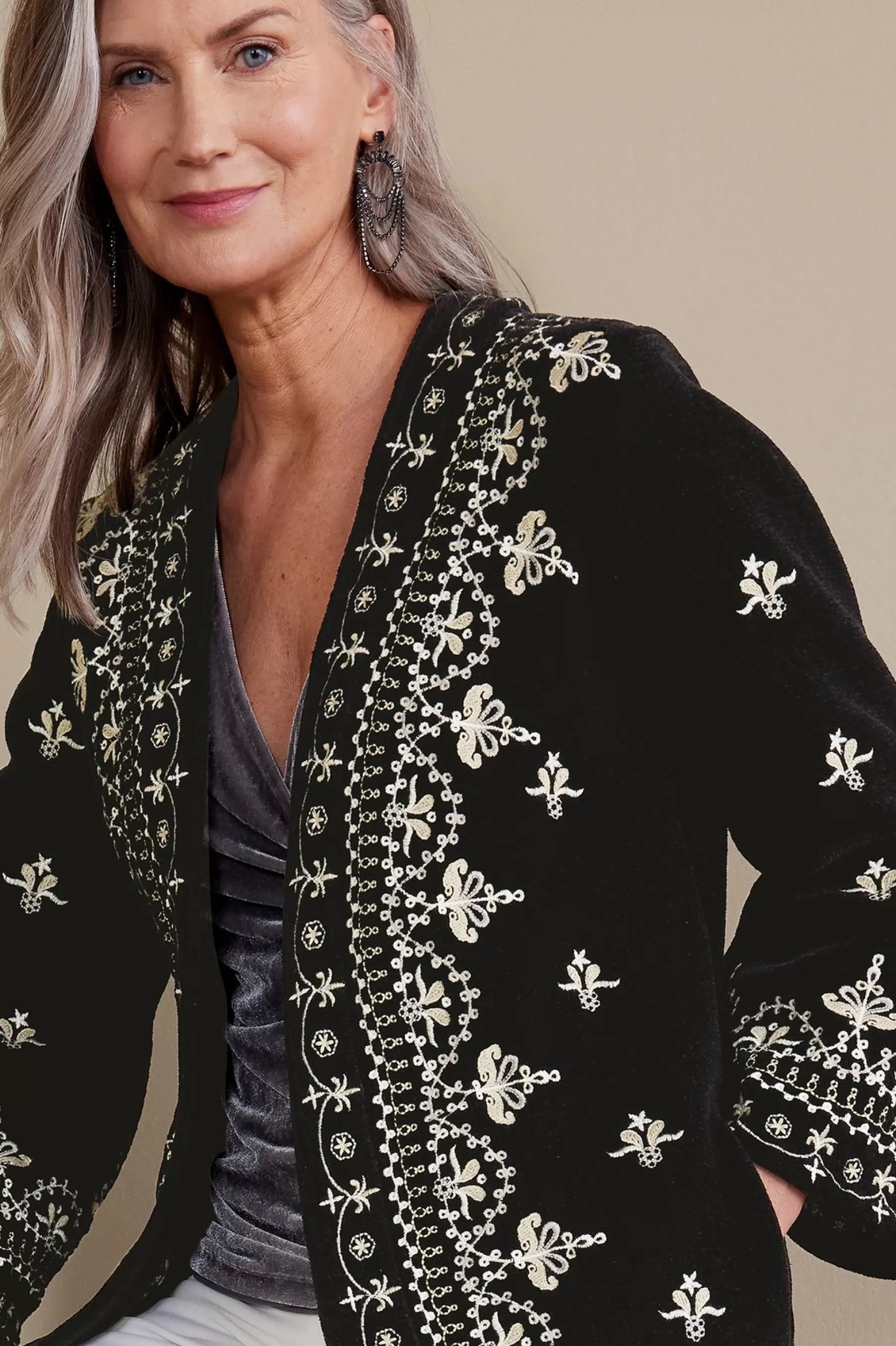 Feminine Flourish | EVelvet Styles-Soft Surroundings Tamaya Kimono Black